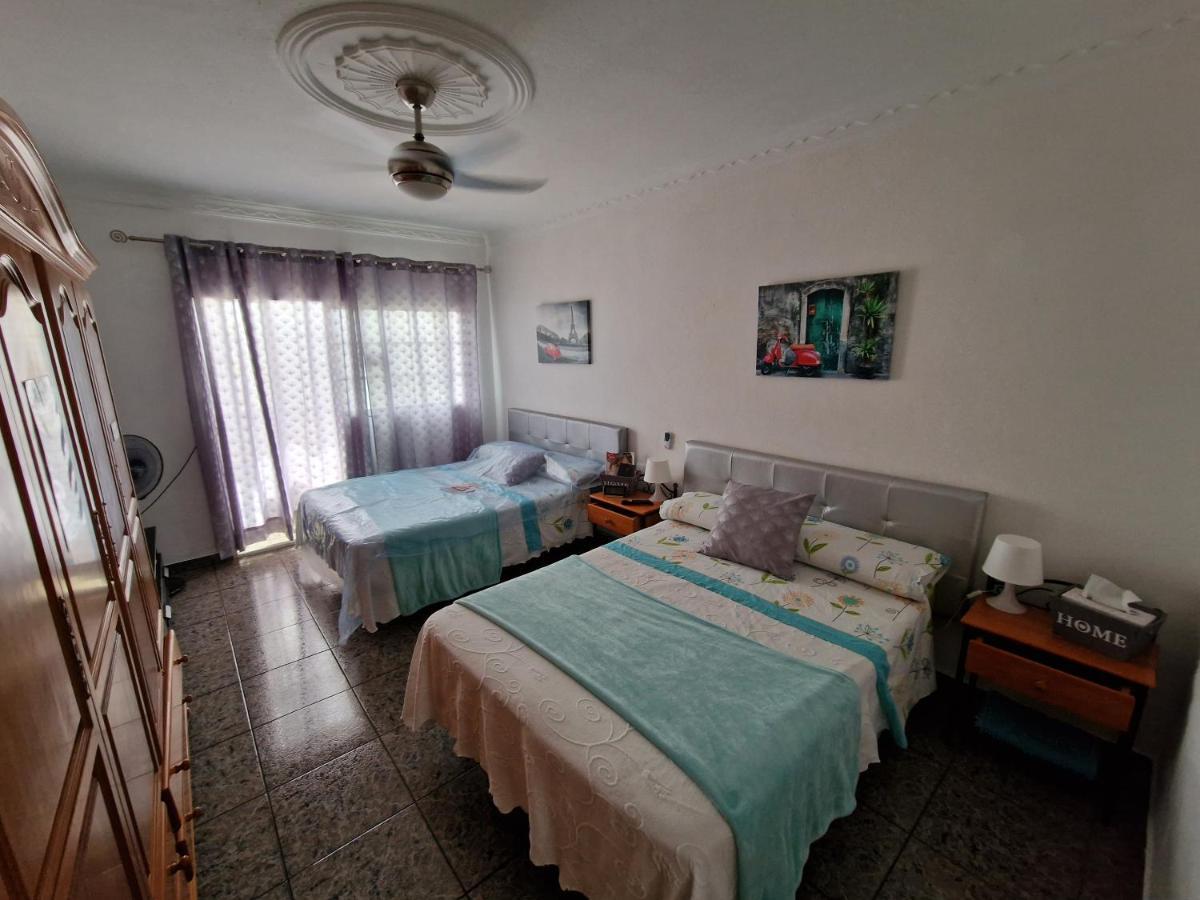 Apartment & Beach - Airport El Burrero Екстериор снимка