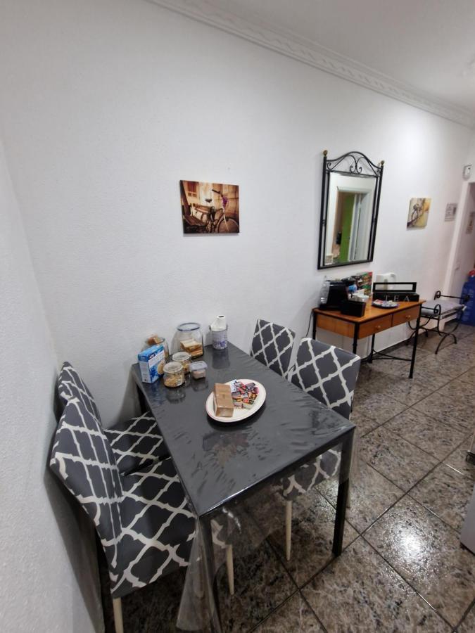 Apartment & Beach - Airport El Burrero Екстериор снимка